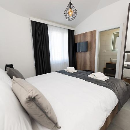 Kapov'S Rooms Kaštela Exteriér fotografie